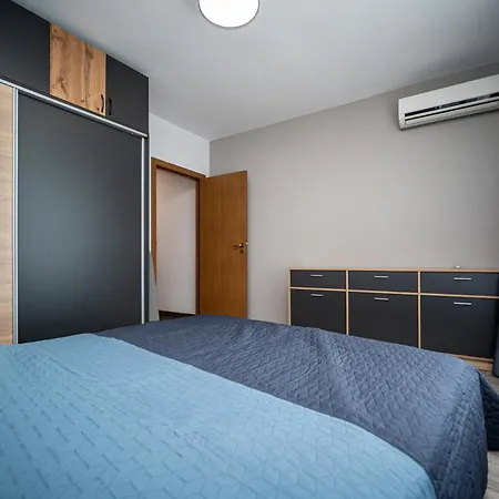 アパート D9 Yassen Hv